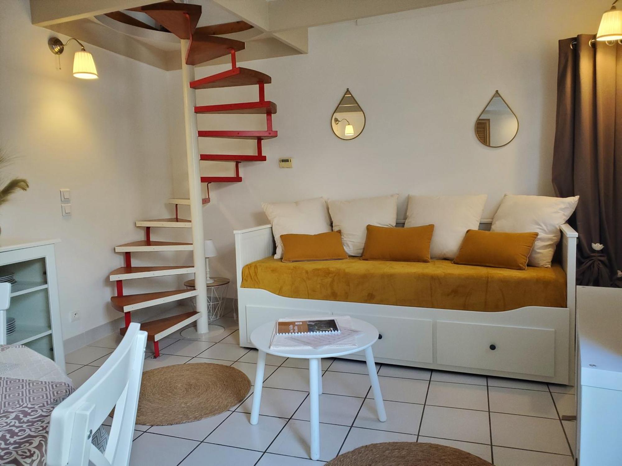 Aux Vieilles Murailles • Charmante Maison & Cour มอร์เล ภายนอก รูปภาพ